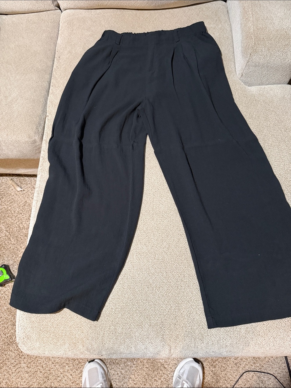 HALARA Black Wide-Leg Pleated Lounge Pants with Elastic Waist